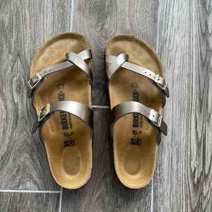 Birkenstock Mayari Sandal size 37